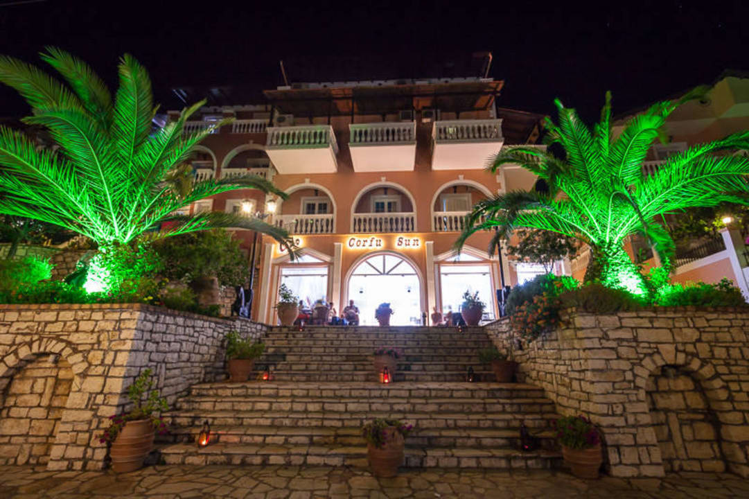 Wejście do hotelu Lido Corfu Sun Hotel