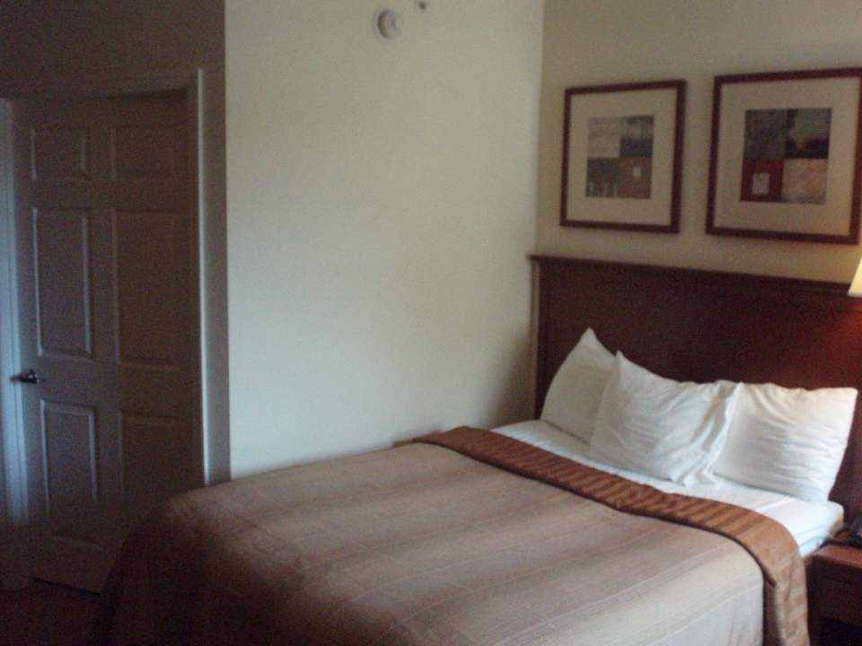 Bett Candlewood Suites Ft Myers I-75