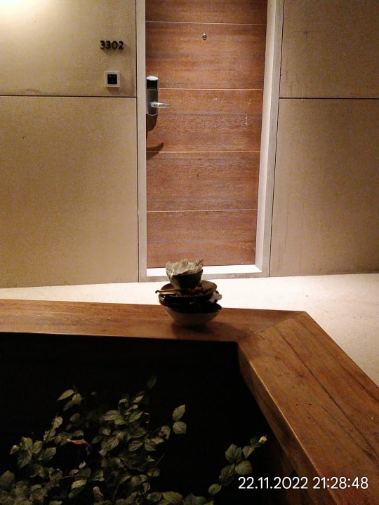 Sonstiges Island Escape Burasari