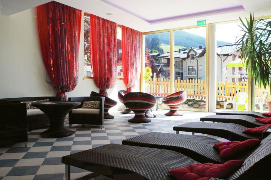 Pool-Anlage Berger's Sporthotel