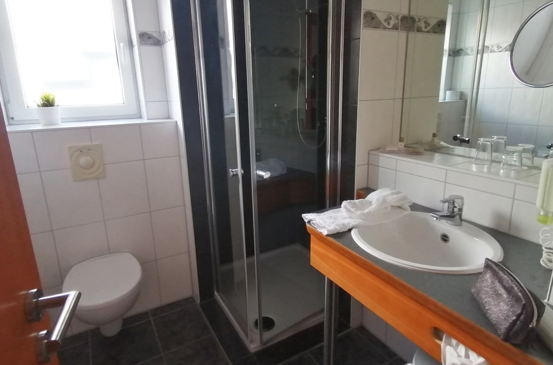 Zimmer Wellness- und Gartenhotel Heusser