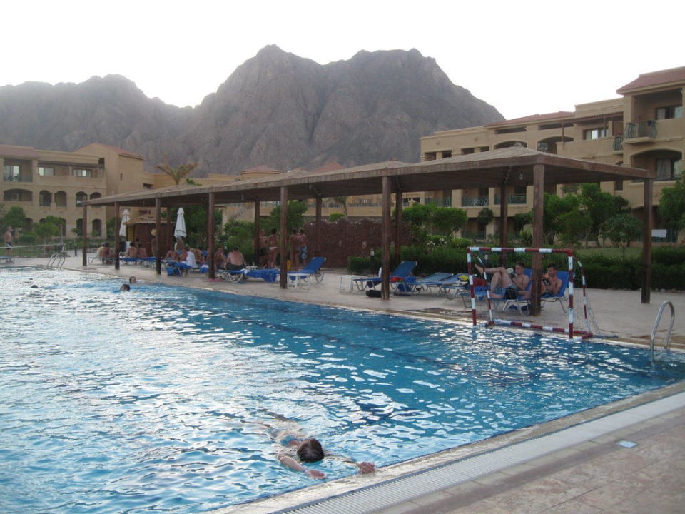 Basen  Hotel Swiss Inn Dream Resort Taba