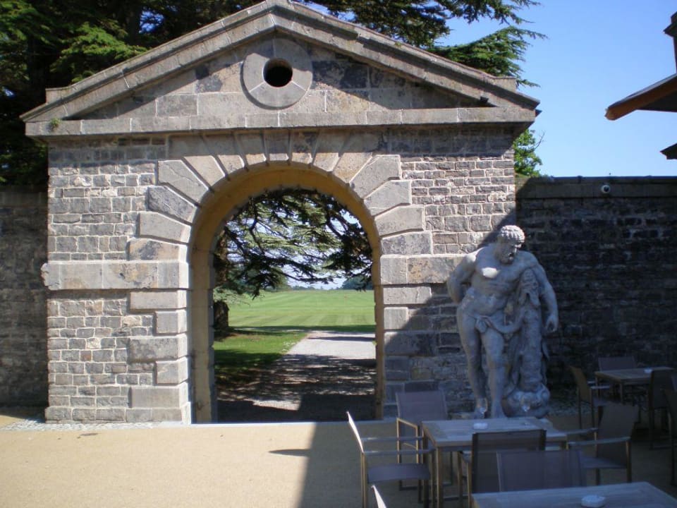 Im Innenhof Carton House Hotel