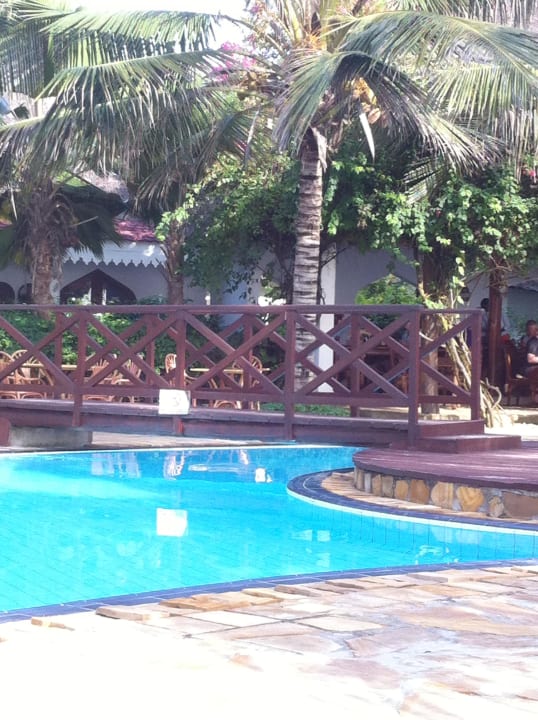 Brücke Sultan Sands Island Resort & Spa