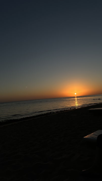 Strand Hotel Caves Beach Resort (Adults Only)