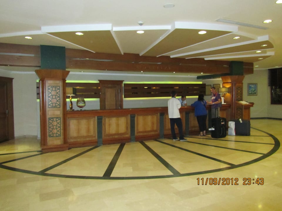 Лобби Bella Resort & Spa