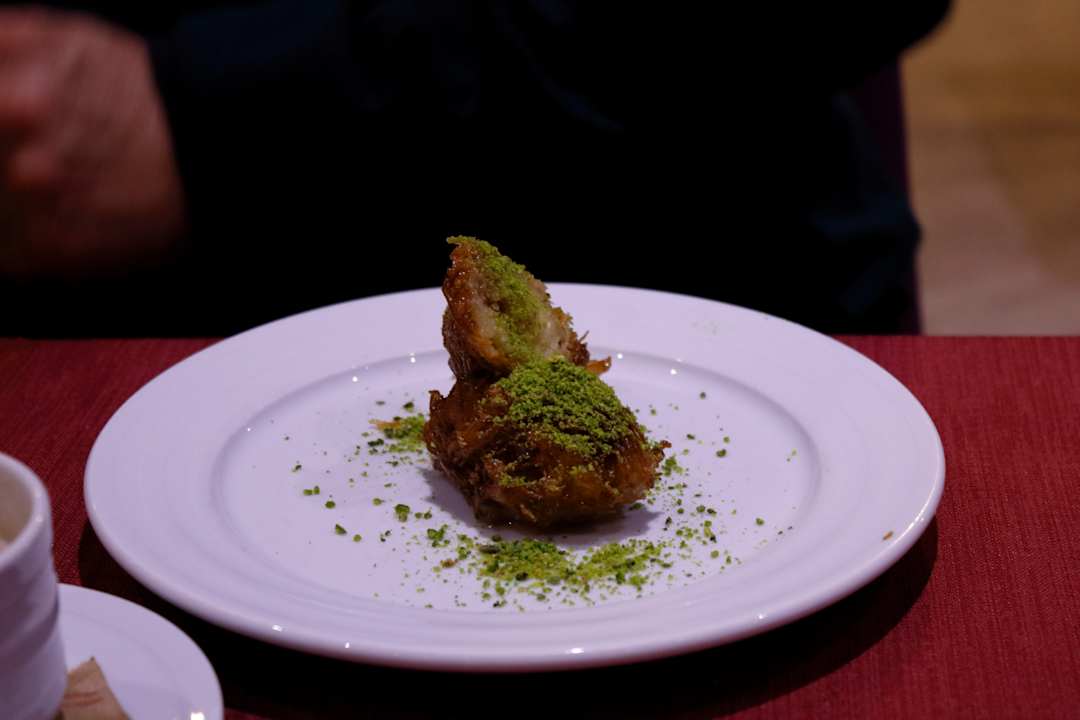 Gastro Acanthus Cennet Barut Collection