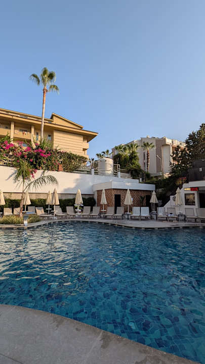 Pool Side Zeugma Hotel - Adult Only 16 Plus