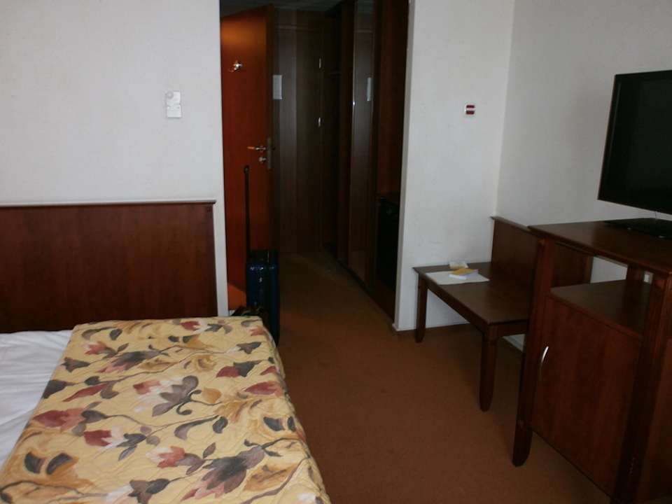 Ok Airport Hotel Okecie