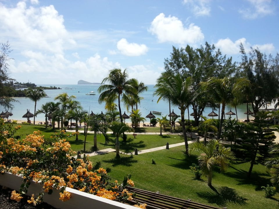 Tolle Aussicht LUX* Grand Gaube Resort & Villas