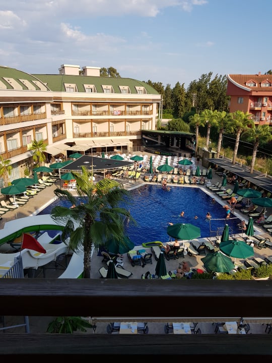 Zimmer Can Garden Resort