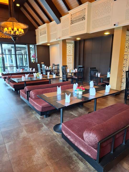 Gastro Laluna Hotel & Resort