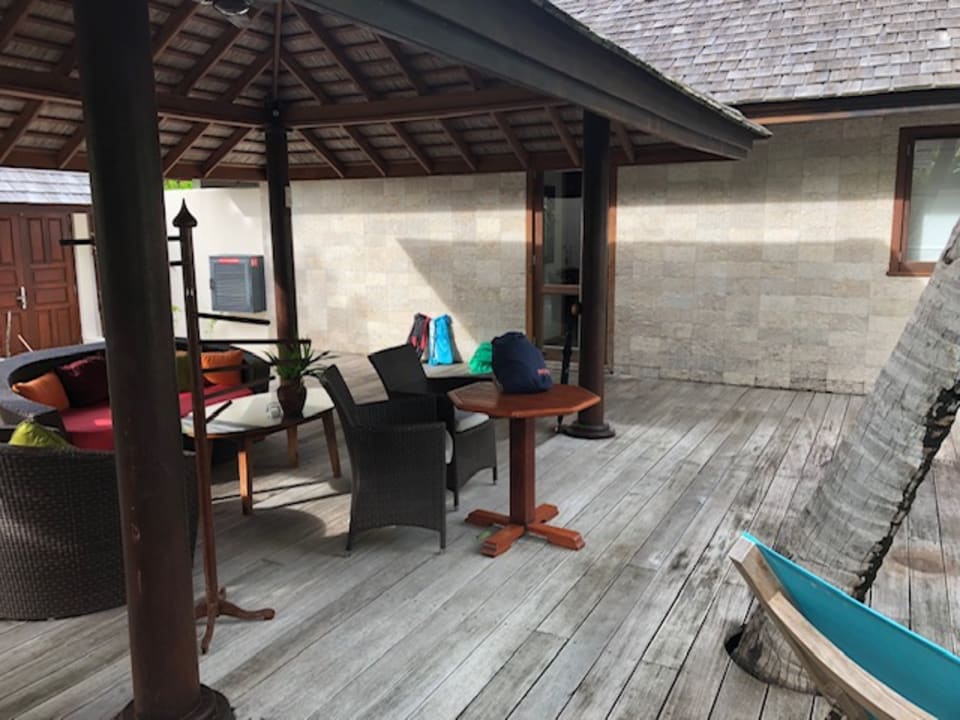 Zimmer Kuredu Island Resort & Spa