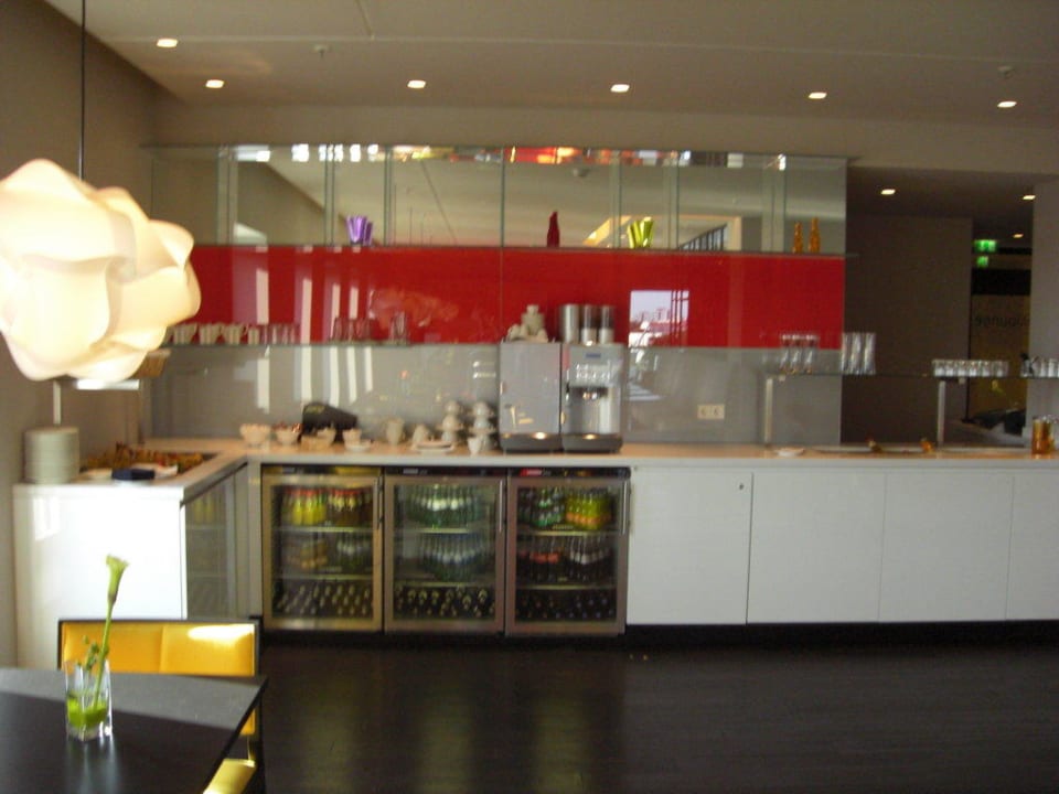 Büffet der a.Lounge Vienna House by Wyndham Andel's Berlin