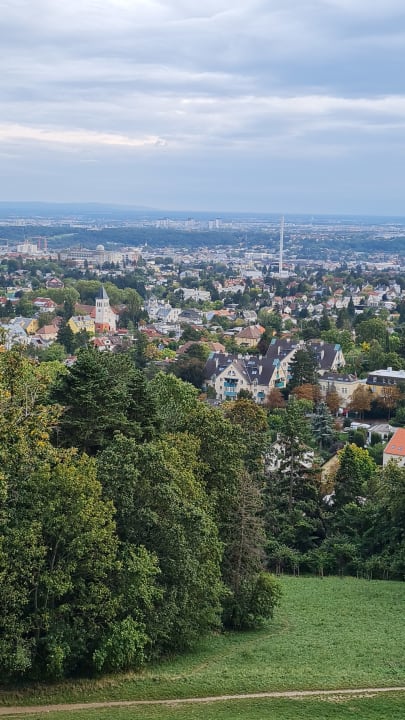 Ausblick Austria Trend Hotel Schloss Wilhelminenberg