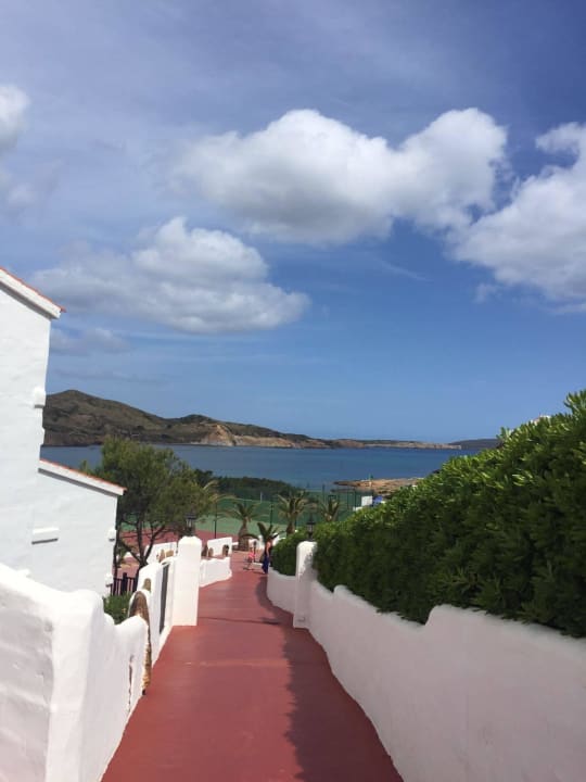 Weg zum Pool FERGUS Club Carema Splash