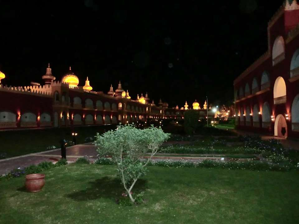 Die neuen 800er Zimmer an der linken Seite Pickalbatros Alf Leila Wa Leila Resort - Neverland Hurghada