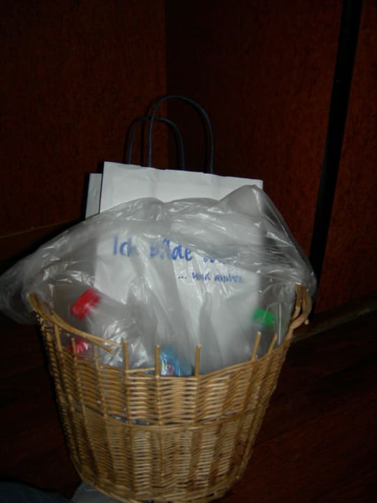 Abfallkorb im Zimmer Boutique 003 Köln am DOM, Trademark Collection by Wyndham