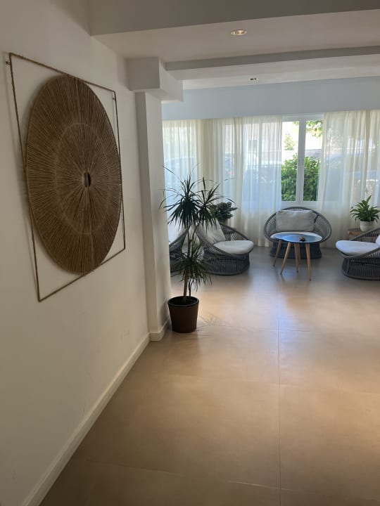 Lobby Hotel Sant Jordi