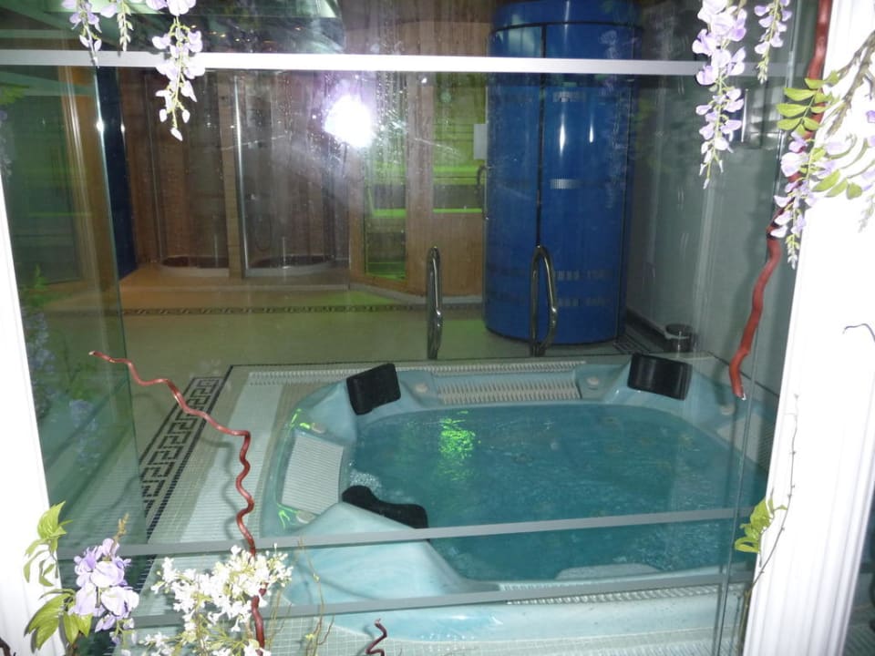 Whirlpool im Spa allsun Hotel Bella Paguera