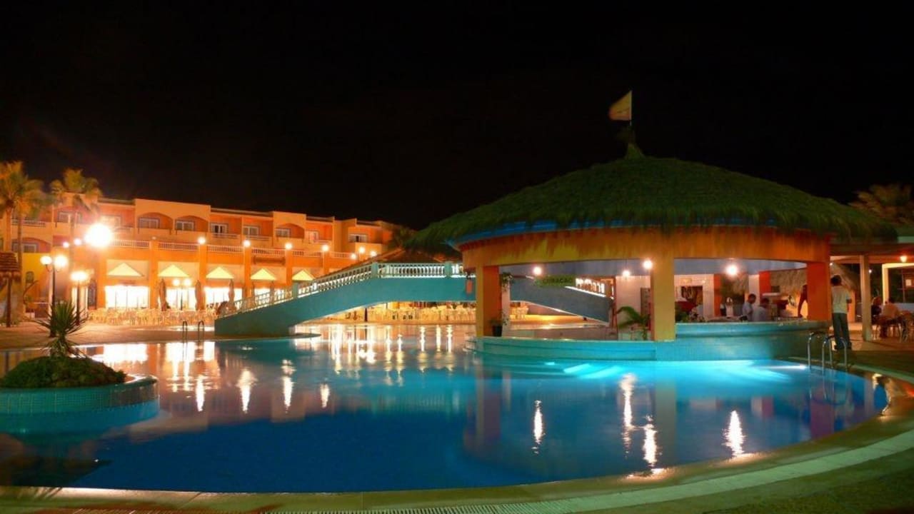 Pool bar Caribbean World Thalasso Djerba