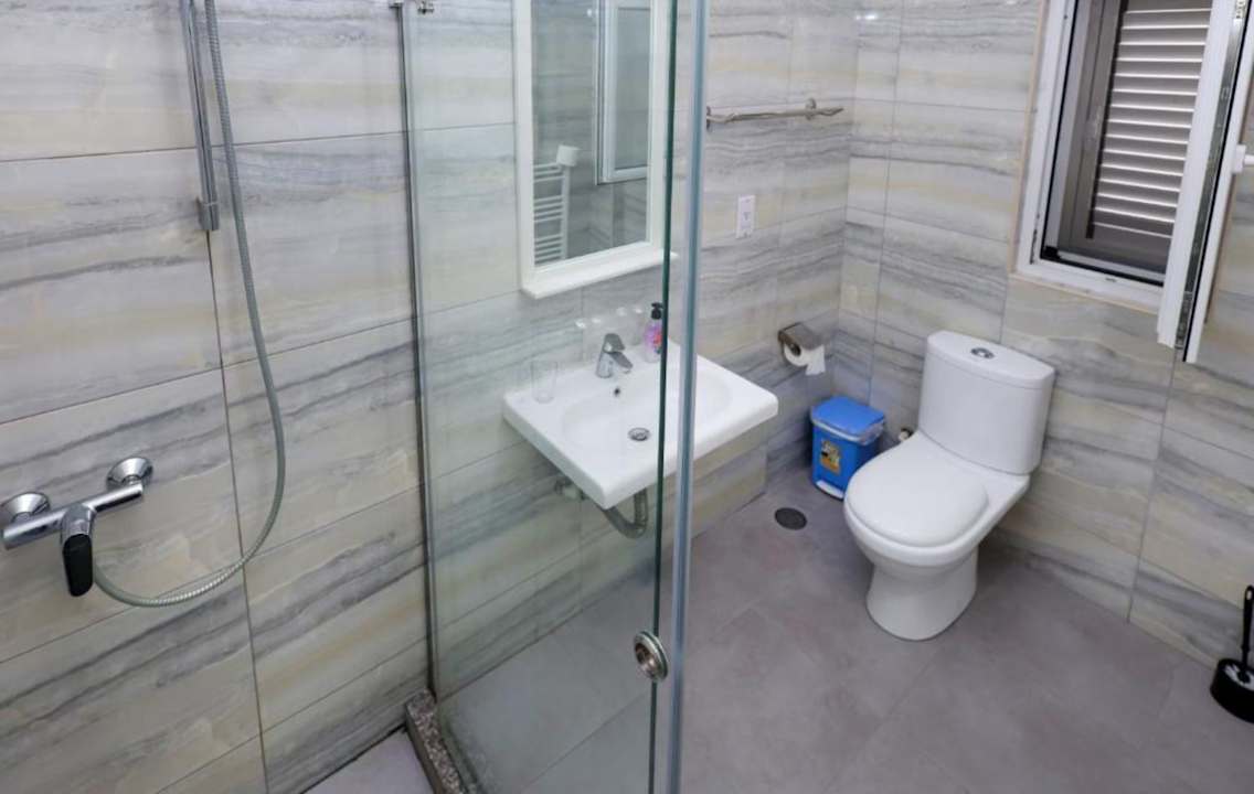 Zimmer Hotel Familja