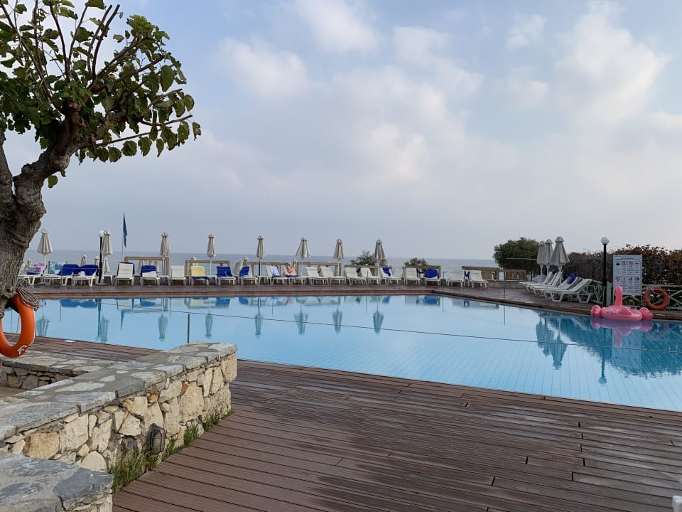 Pool Silva Beach Hotel
