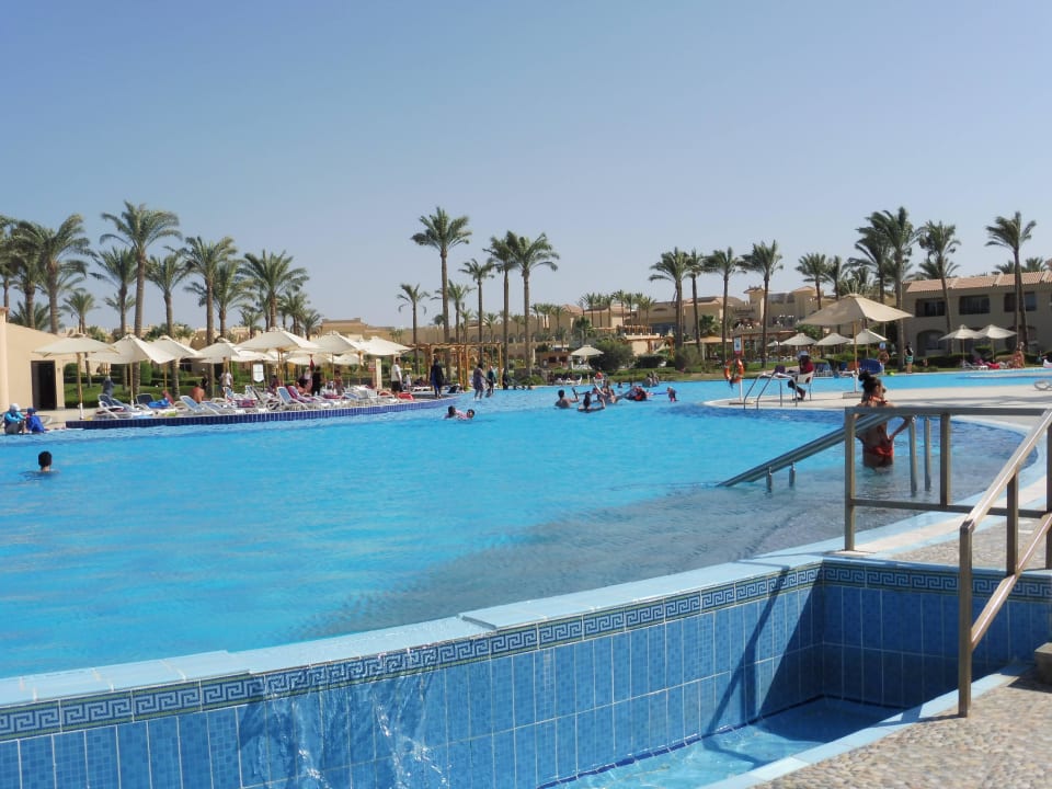 Hauptpool Cleopatra Luxury Resort Makadi Bay