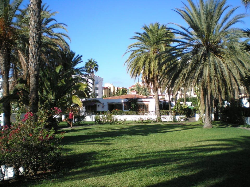 Die Gartenanlage - einfach schön! HL Miraflor Suites Hotel