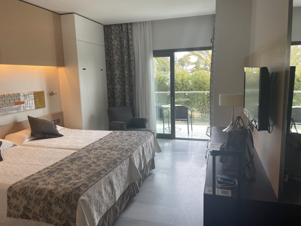 Zimmer Hipotels Gran Conil Hotel