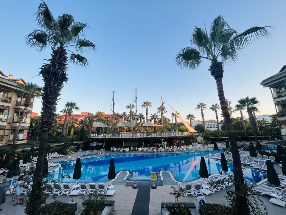 Pool Can Garden Resort