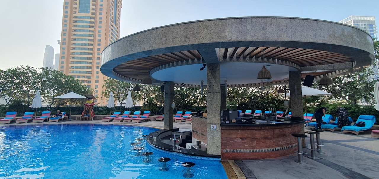 Pool Shangri-La Hotel Dubai