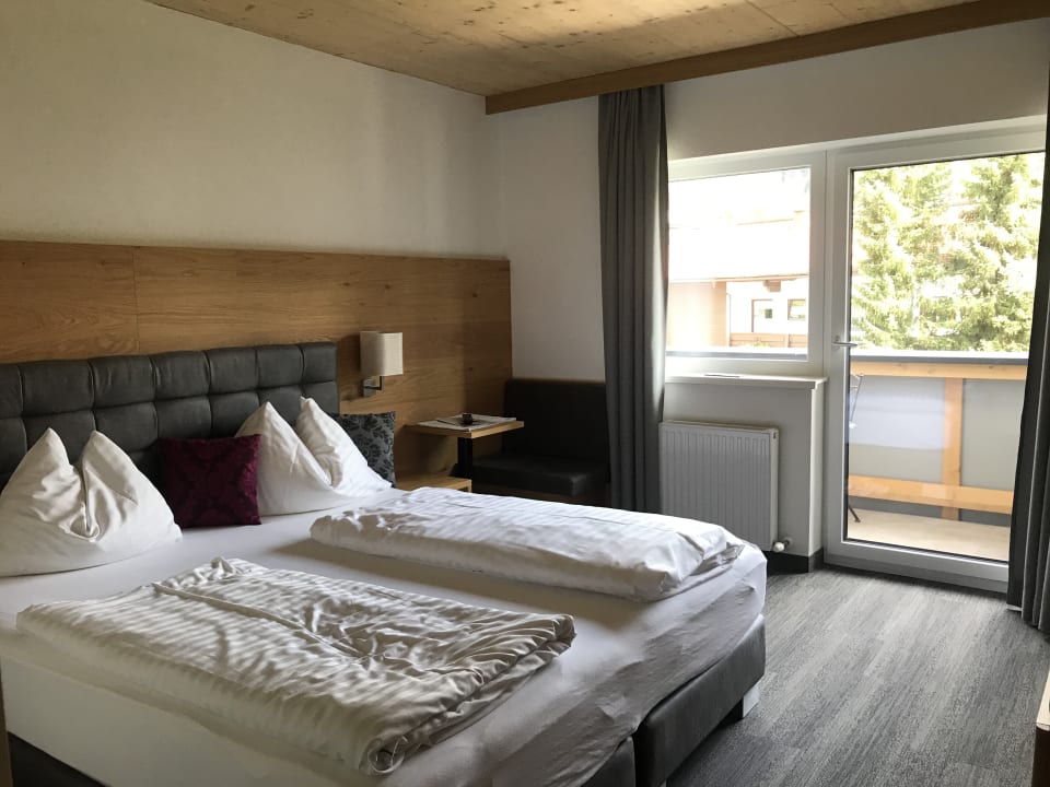 Zimmer Familien- & Wanderhotel Erika