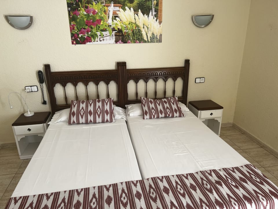 Zimmer Villa Columbus Rooms and Restaurant