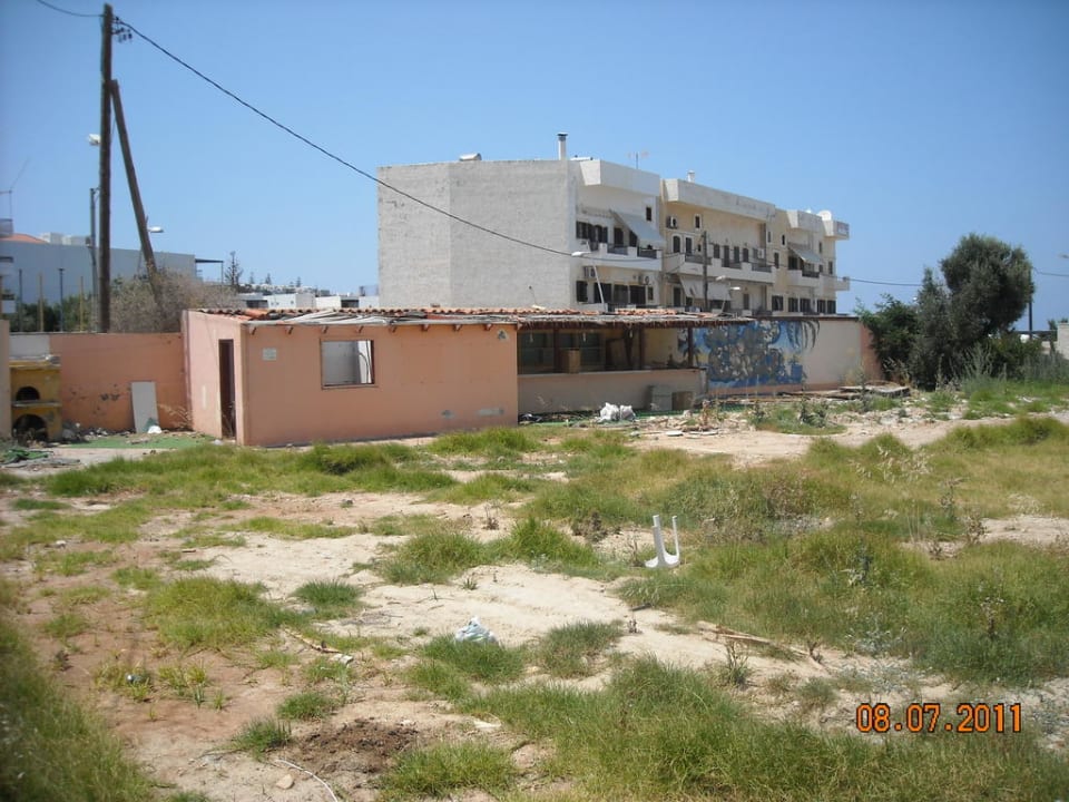 Ausblick vor dem Hotel Heronissos Hotel