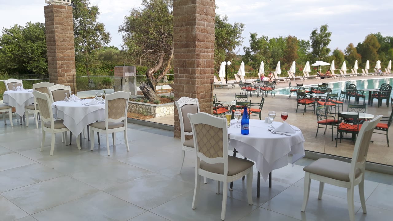 Gastro Sandy Villas Resort
