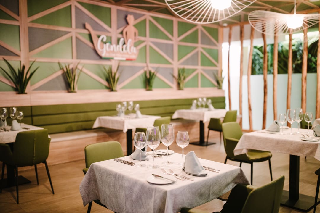 Gastro Club Maspalomas Suites & SPA