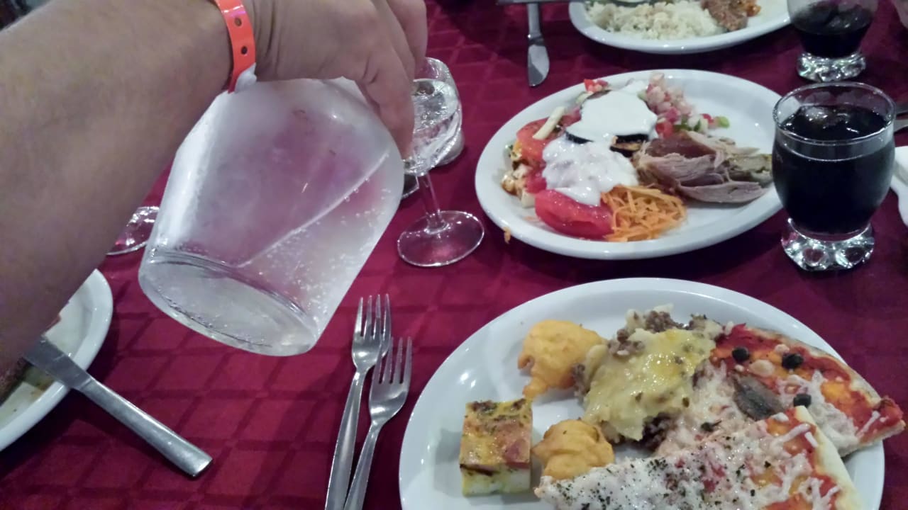 Beim Abendessen Caribbean World Thalasso Djerba