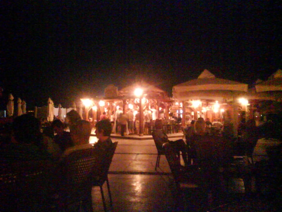 Tancování a bar SUNRISE Royal Makadi Resort