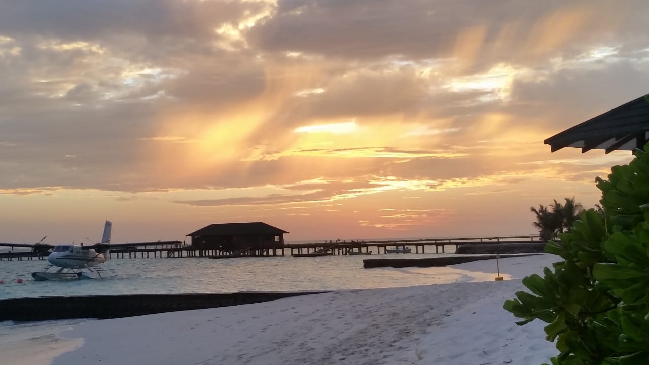 Strand Adaaran Select Meedhupparu Island Resort - Premium All Inclusive