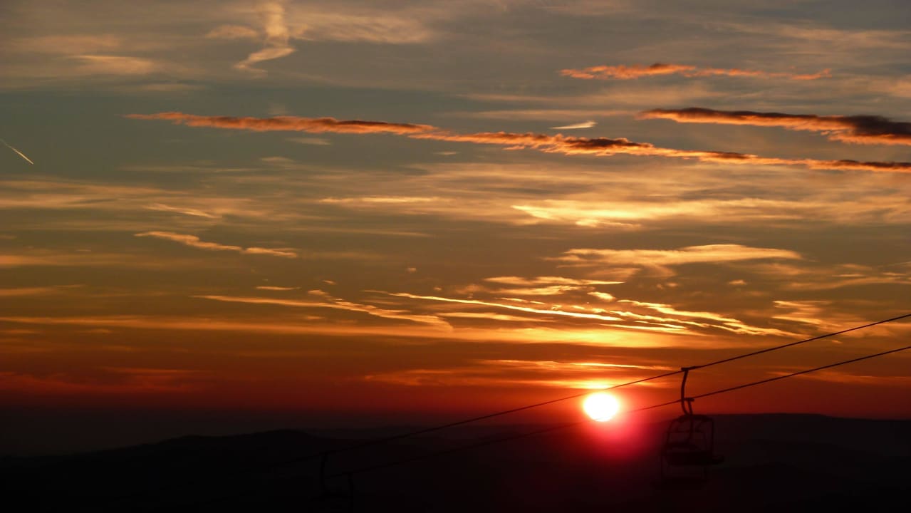 Sonnenaufgang im Enzian  Alpengasthof Enzian