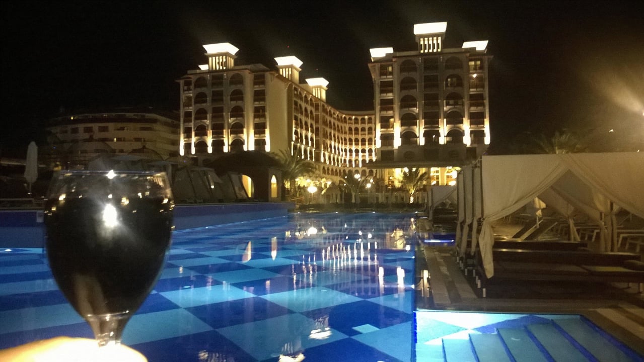 Nachts Quattro Beach Spa & Resort