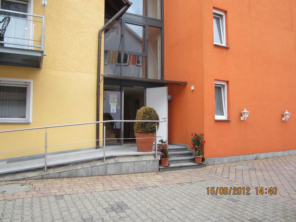 Eingang Gästehaus Hotel Gasthof Ochsen