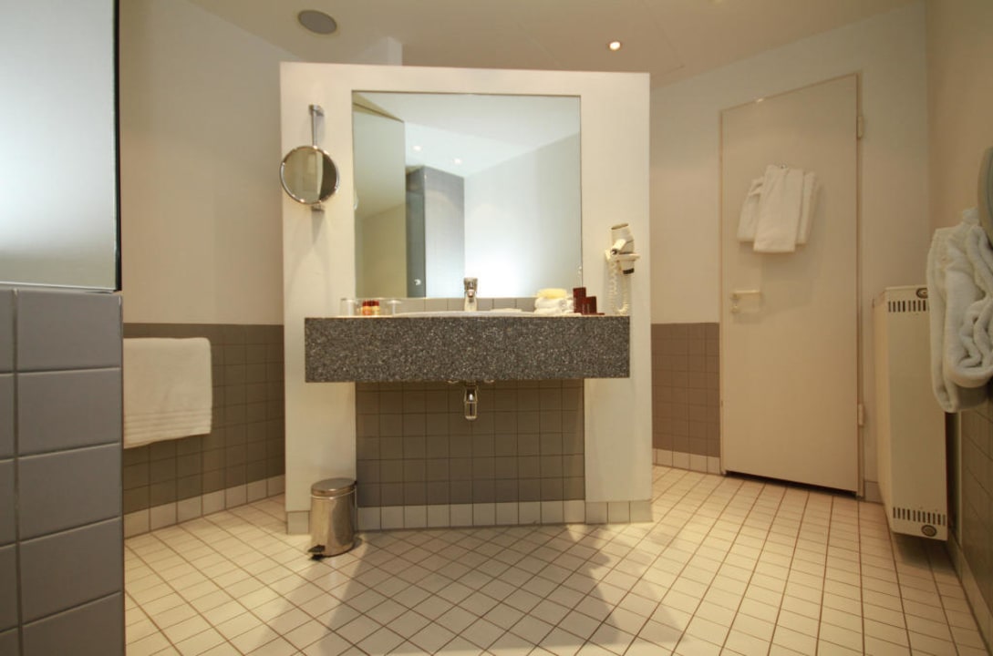 Suite Nr. 223 Sheraton Hannover Pelikan Hotel