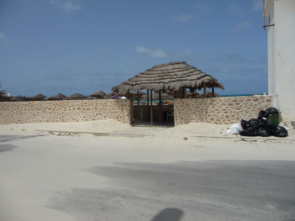 Kleine Straße zum Strand Djerba Sun Beach Hotel & Spa