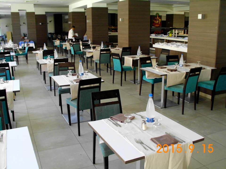 Stoliki Hotel Rosa Beach