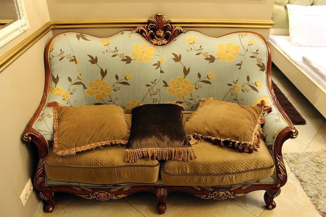 Sofa im Luxury Studio Apartment Apart-Hotel Theatre