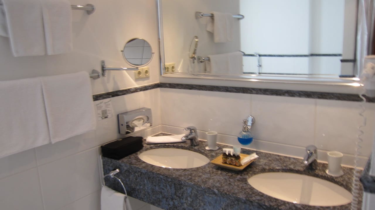 Badezimmer Grand Hotel Binz by Private Palace Hotels & Resorts