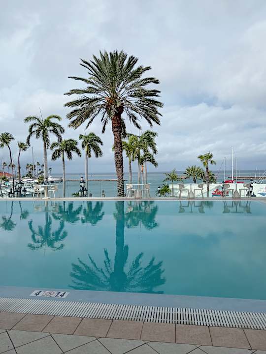 Pool Renaissance Aruba Resort & Casino