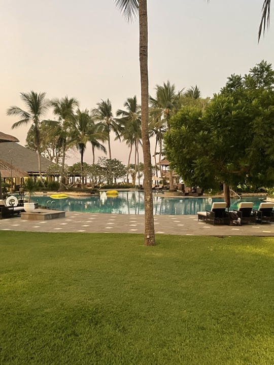 Pool The Laguna A Luxury Collection Resort & Spa